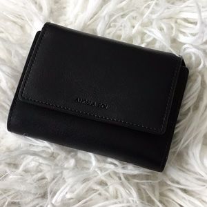 Angela Roi Olivia Compact Wallet